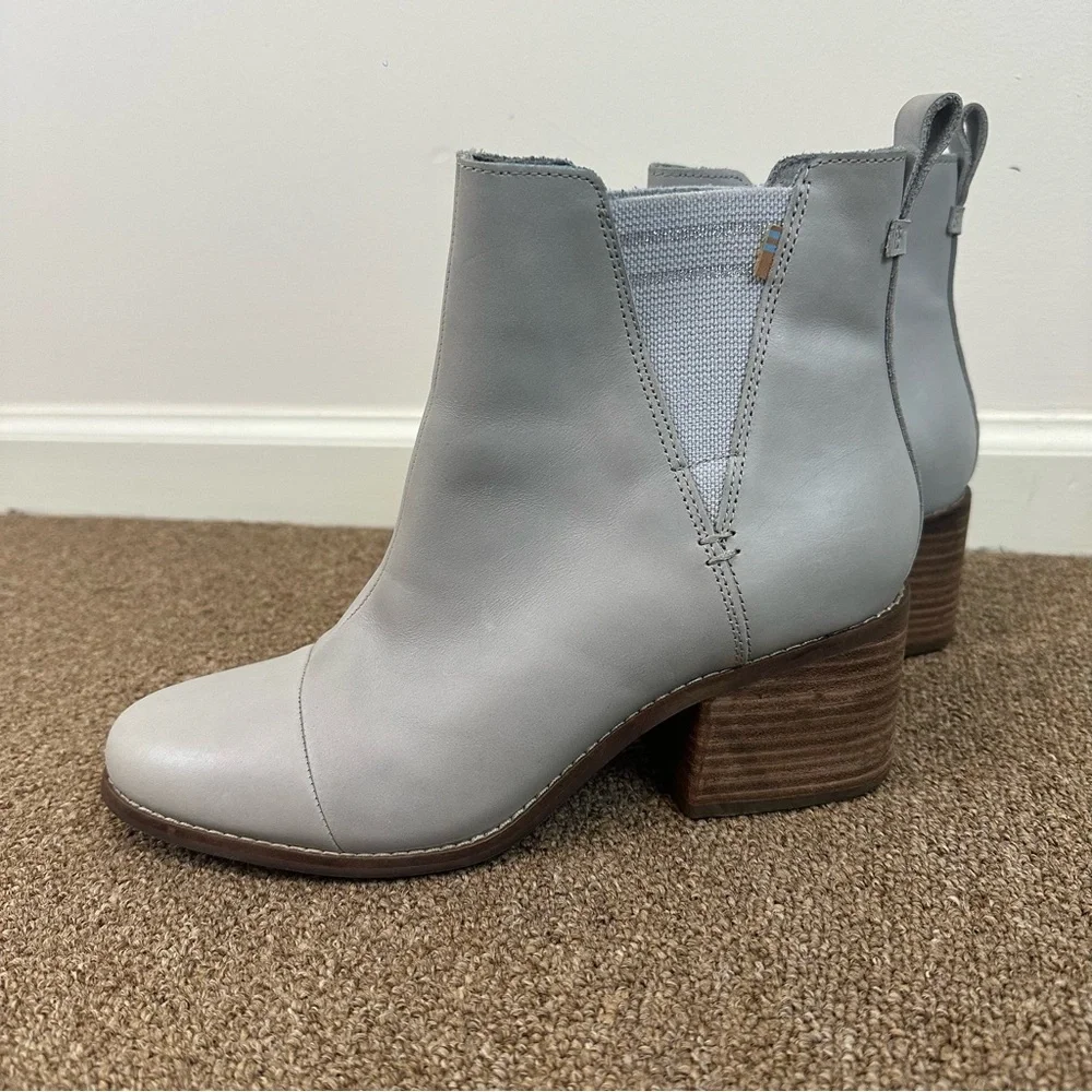 TOMS Glacier Gray Leather Women's Esme Boots Size 10 Women's
